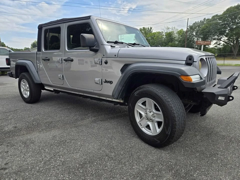 2020 Jeep JT Gladiator - Image 2 of 12