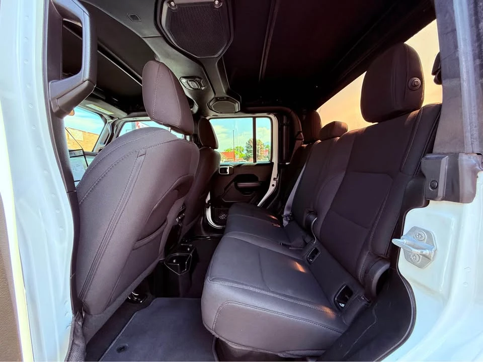2020 Jeep JT Gladiator - Image 9 of 10