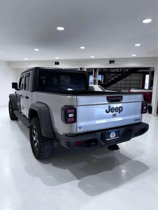 2020 Jeep JT Gladiator - Image 2 of 13