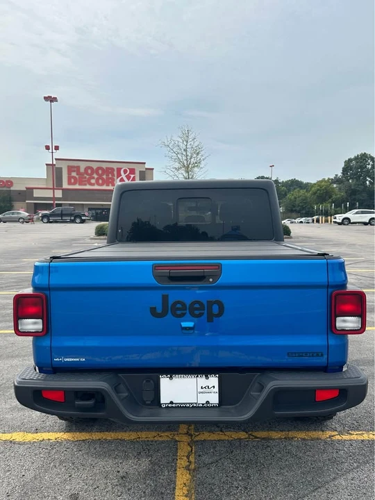 2020 Jeep JT Gladiator - Image 8 of 15