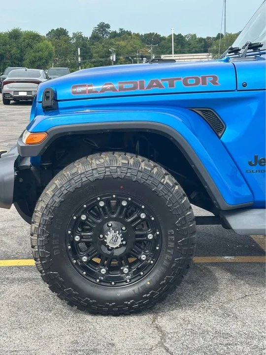 2020 Jeep JT Gladiator - Image 2 of 15