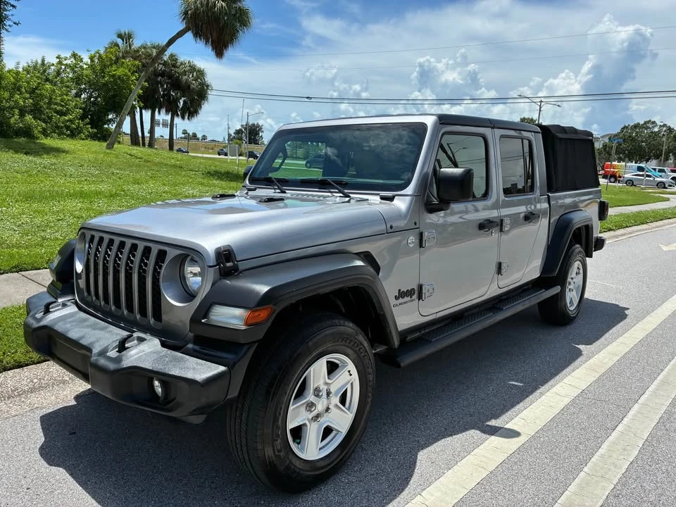 2020 Jeep JT Gladiator - Image 9 of 20
