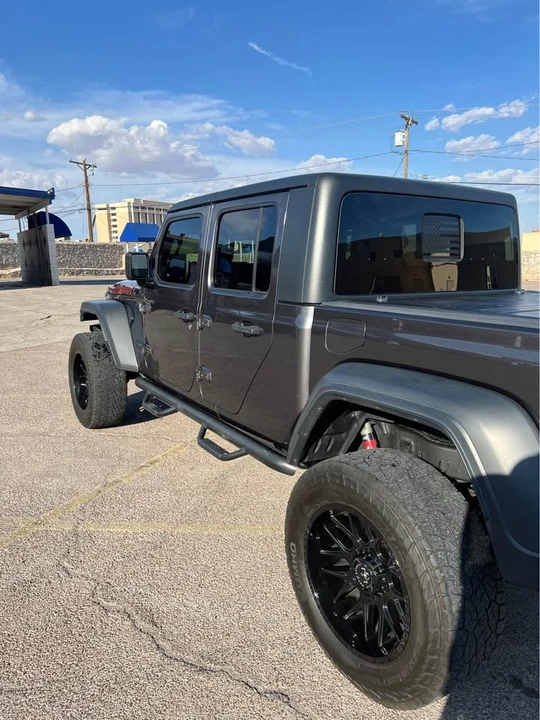 2020 Jeep JT Gladiator - Image 11 of 14
