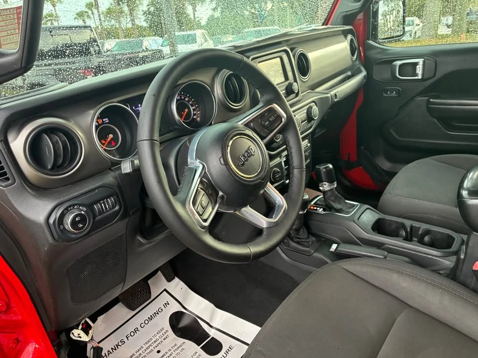 2020 Jeep JT Gladiator - Image 15 of 19