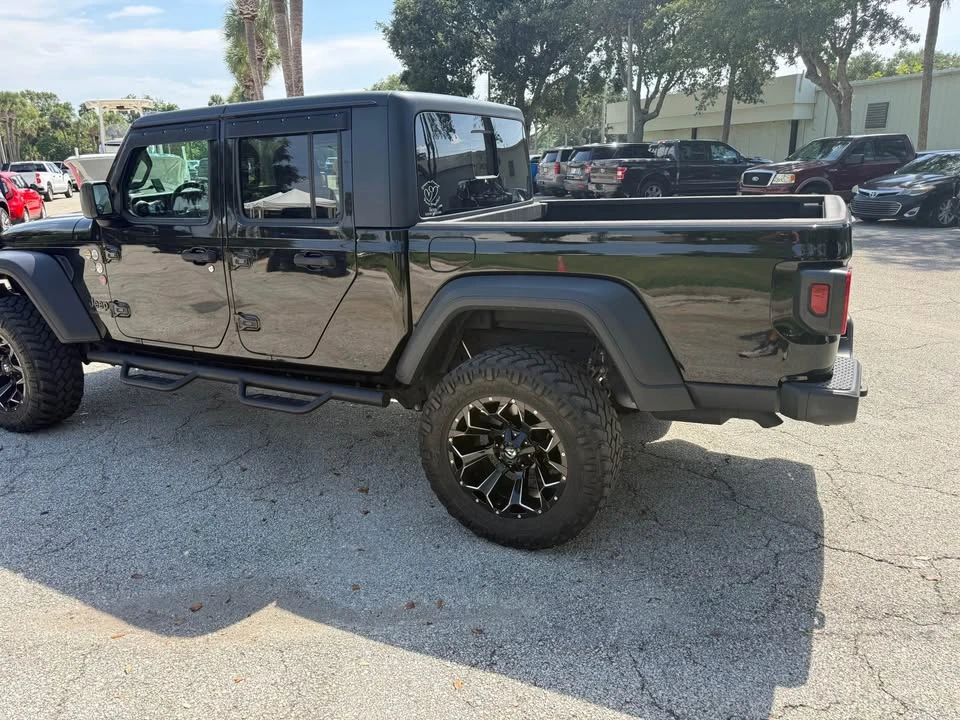 2020 Jeep JT Gladiator - Image 10 of 11