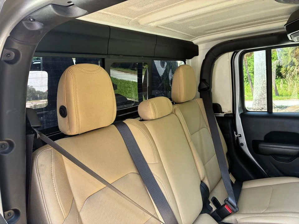 2020 Jeep JT Gladiator - Image 15 of 20