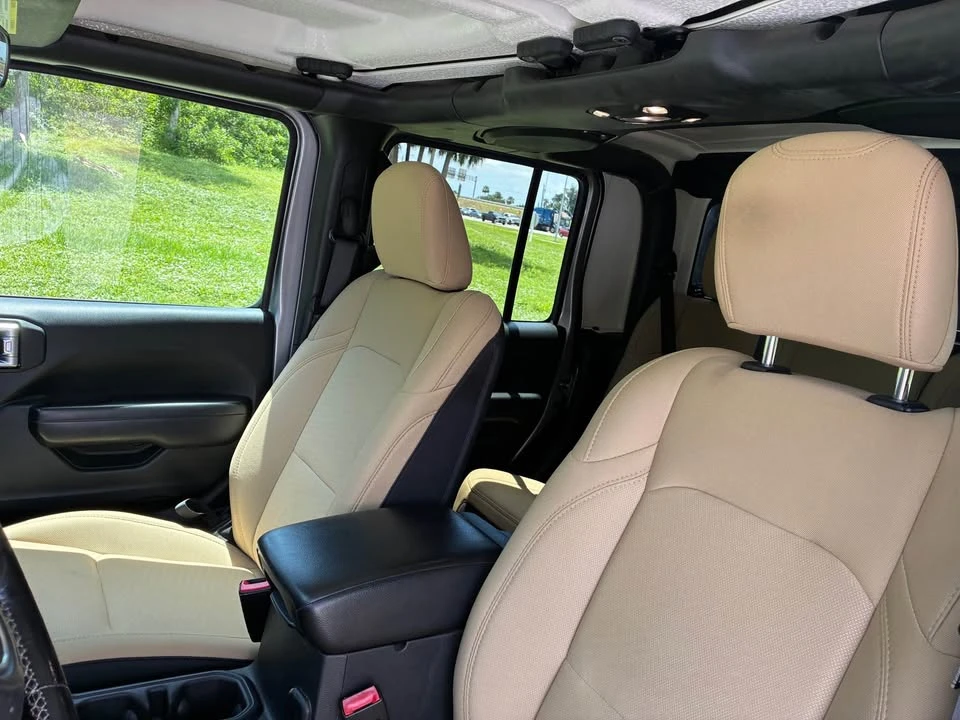2020 Jeep JT Gladiator - Image 13 of 20