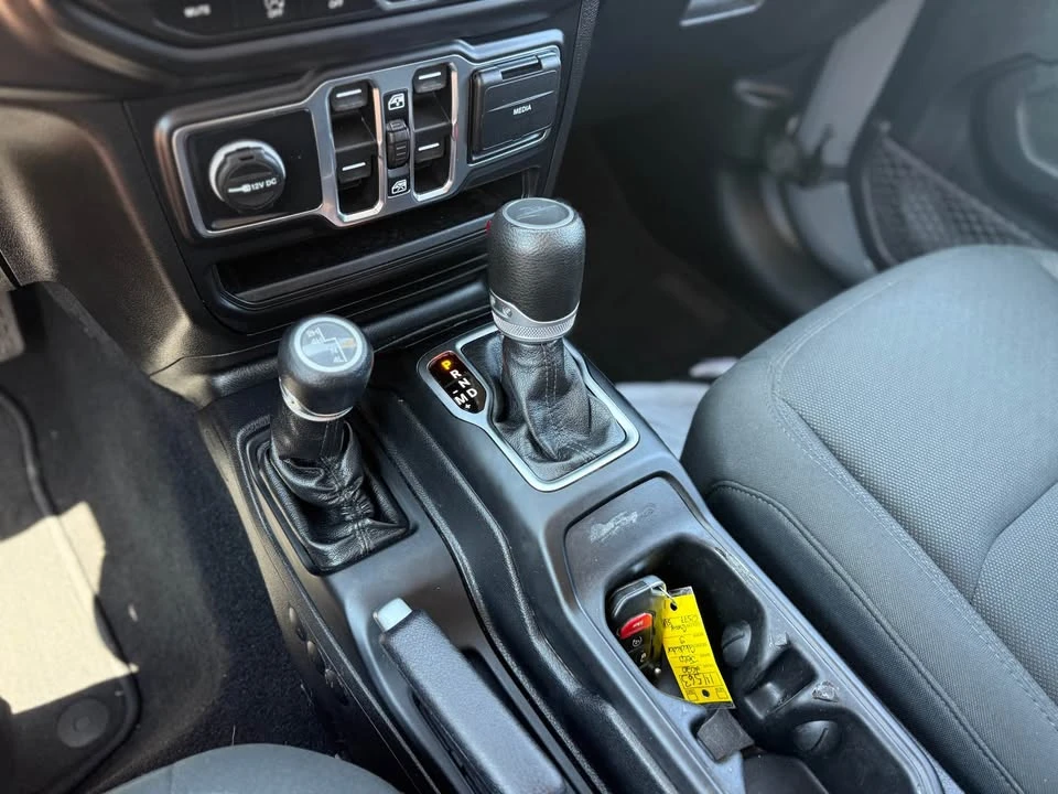 2020 Jeep JT Gladiator - Image 11 of 15