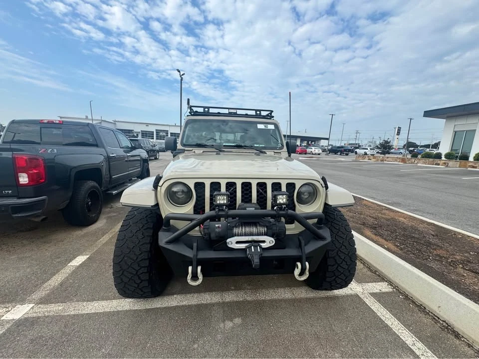 2020 Jeep JT Gladiator - Image 2 of 13
