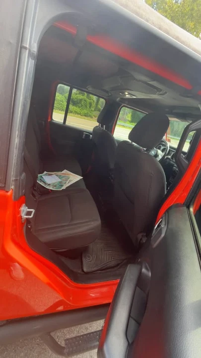 2020 Jeep JT Gladiator - Image 5 of 5