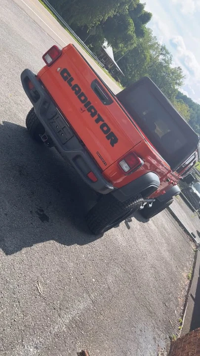 2020 Jeep JT Gladiator - Image 3 of 5