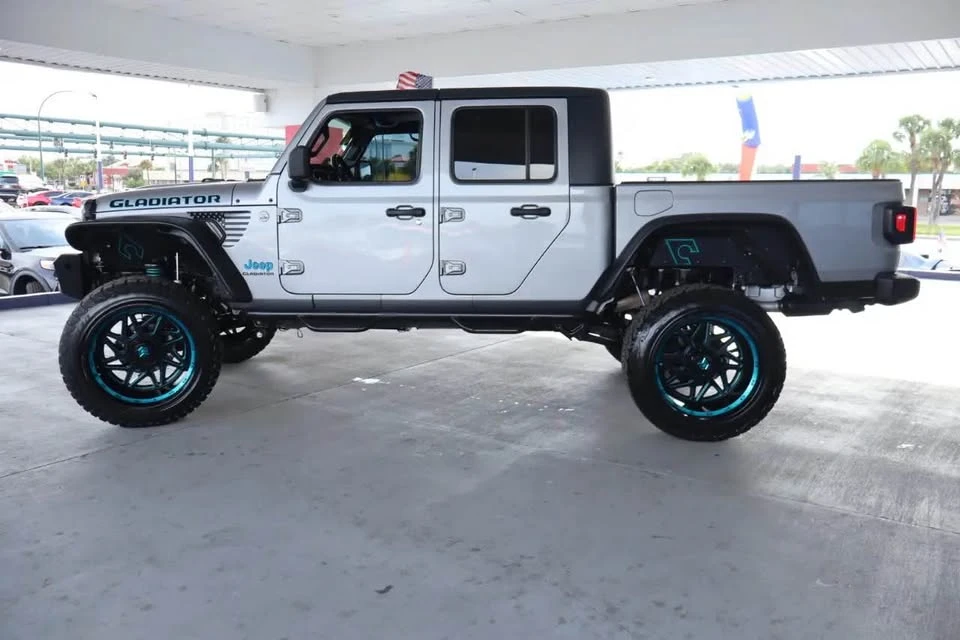 2020 Jeep JT Gladiator - Image 9 of 20