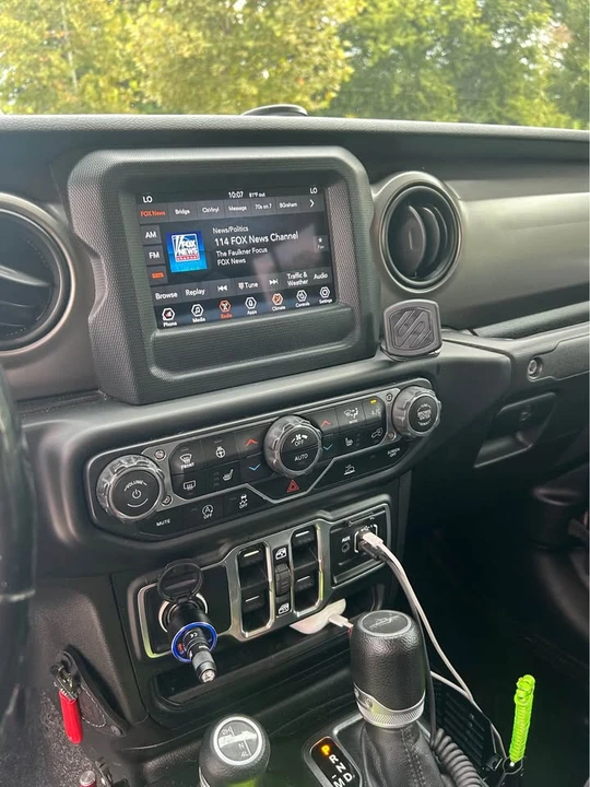 2020 Jeep JT Gladiator - Image 8 of 13