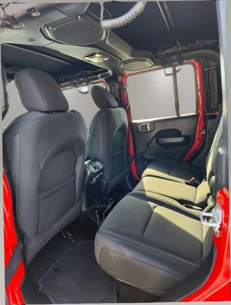2020 Jeep JT Gladiator - Image 11 of 20