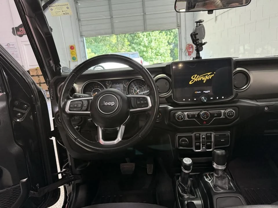 2020 Jeep JT Gladiator - Image 18 of 20