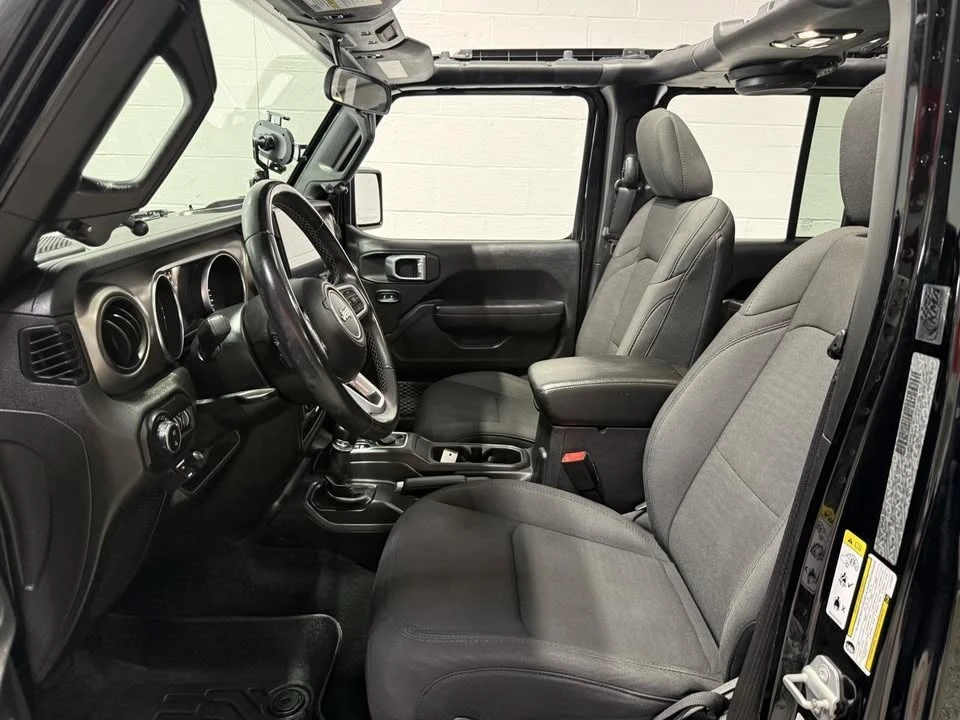 2020 Jeep JT Gladiator - Image 17 of 20