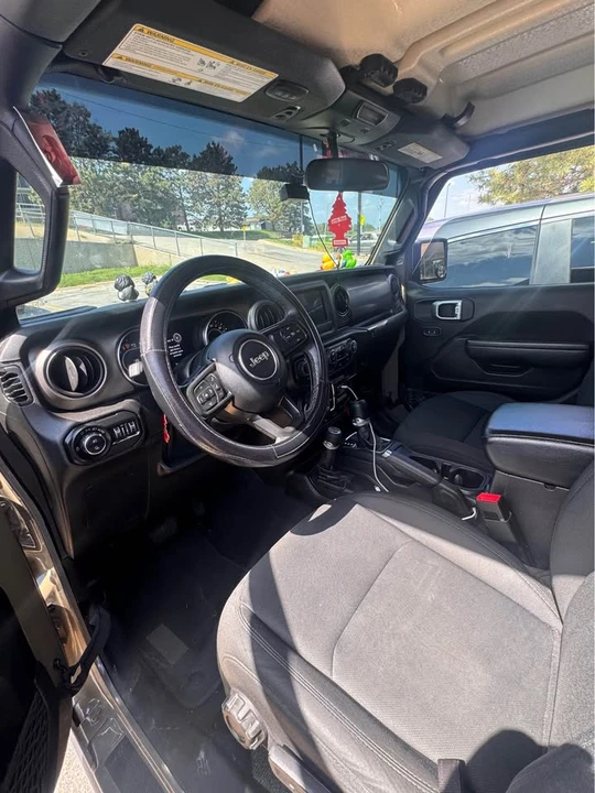 2020 Jeep JT Gladiator - Image 2 of 14