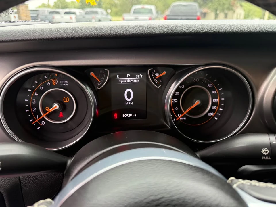 2020 Jeep JT Gladiator - Image 11 of 16