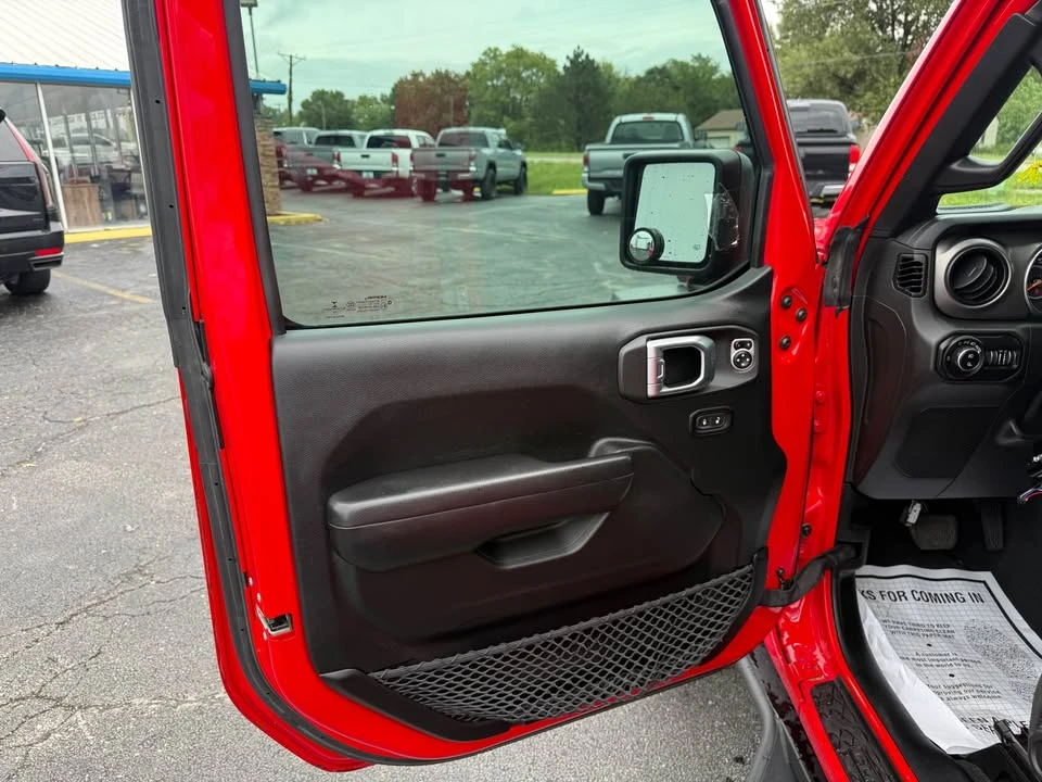 2020 Jeep JT Gladiator - Image 9 of 16