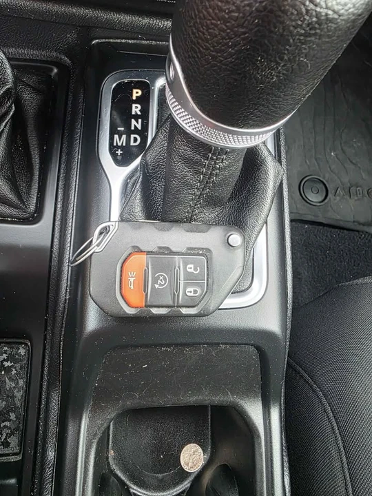 2020 Jeep JT Gladiator - Image 18 of 19