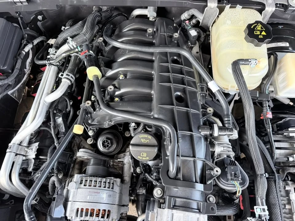 2020 Jeep JT Gladiator - Image 18 of 19