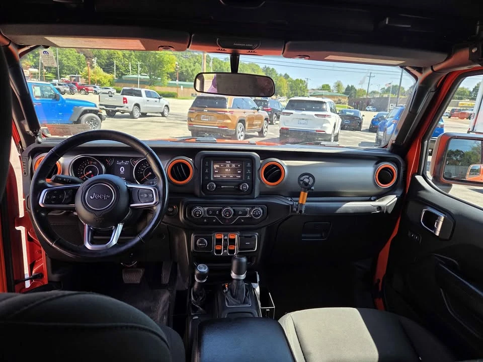 2020 Jeep JT Gladiator - Image 11 of 20