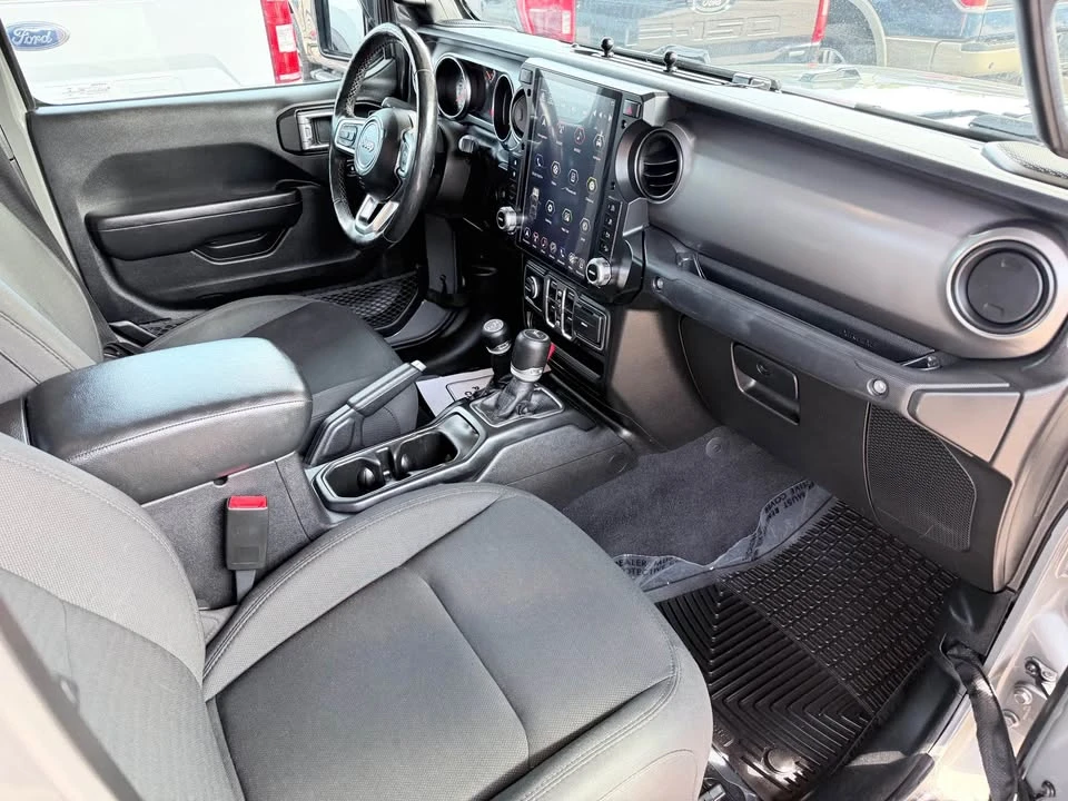 2020 Jeep JT Gladiator - Image 13 of 19