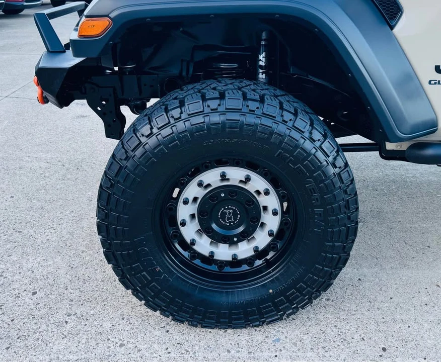 2020 Jeep JT Gladiator - Image 10 of 14