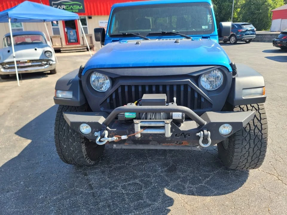 2020 Jeep JT Gladiator - Image 2 of 10