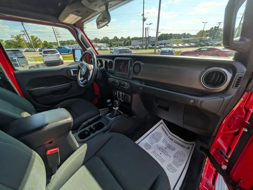 2020 Jeep JT Gladiator - Image 19 of 20