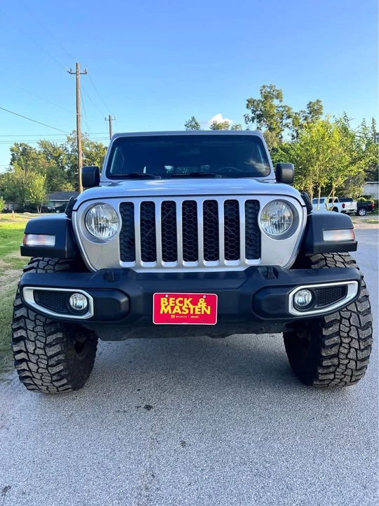 2020 Jeep JT Gladiator - Image 2 of 20