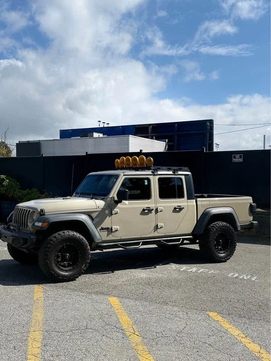2020 Jeep JT Gladiator - Image 8 of 16