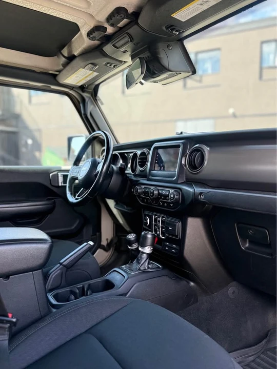 2020 Jeep JT Gladiator - Image 11 of 16
