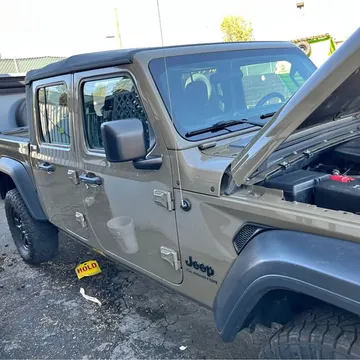 2020 Jeep Gladiator Willys Sport Pickup 4D 5 ft