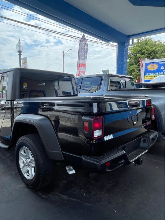 2020 Jeep JT Gladiator - Image 2 of 3