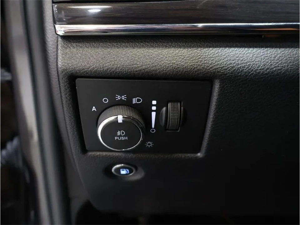 2020 Jeep WK2 Grand Cherokee - Image 13 of 31