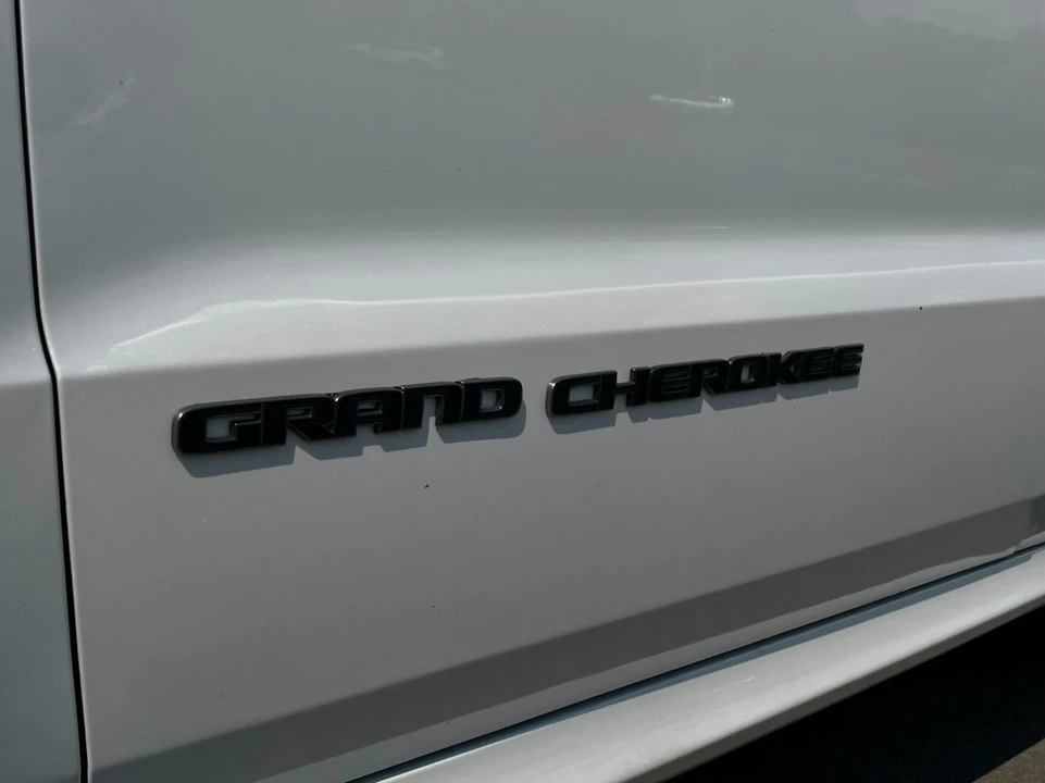 2020 Jeep KL Cherokee - Image 11 of 12
