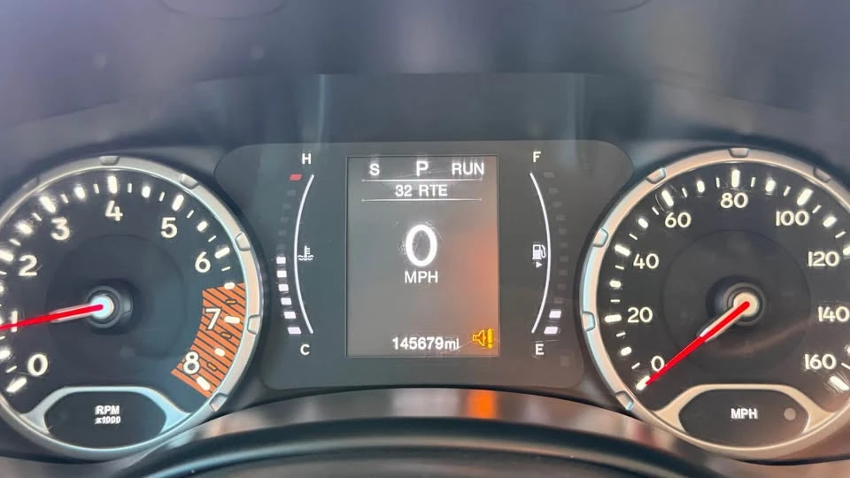 2020 Jeep Renegade - Image 7 of 10