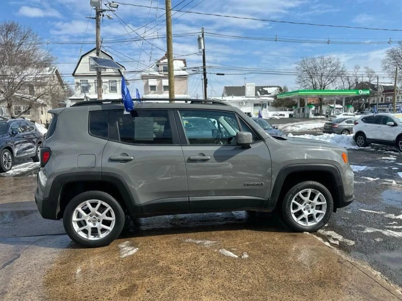 2020 Jeep Renegade - Image 8 of 12