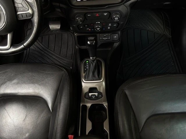 2020 Jeep Renegade - Image 15 of 20