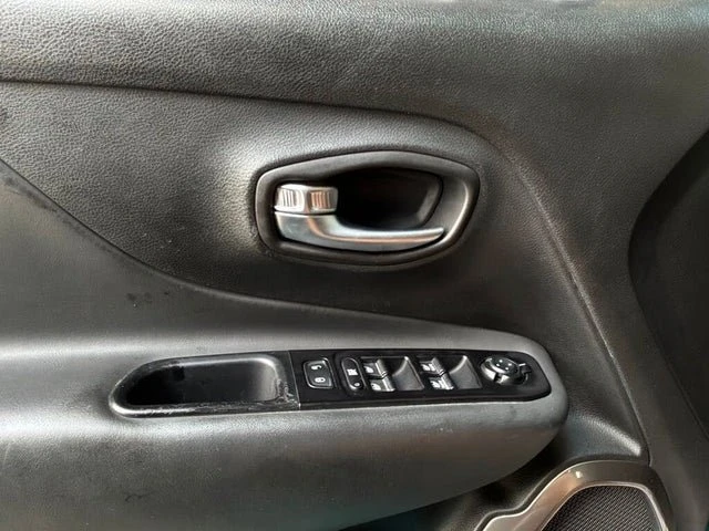 2020 Jeep Renegade - Image 20 of 20