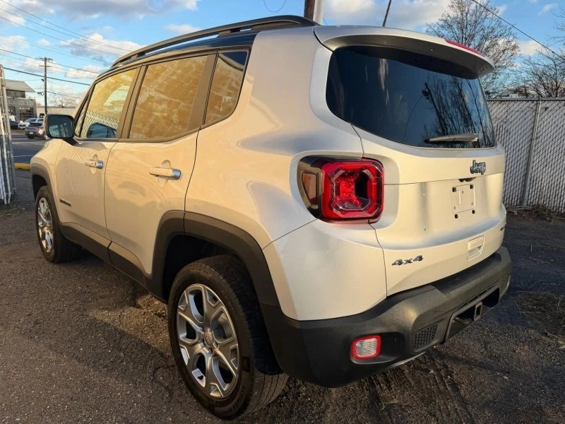 2020 Jeep Renegade - Image 7 of 12