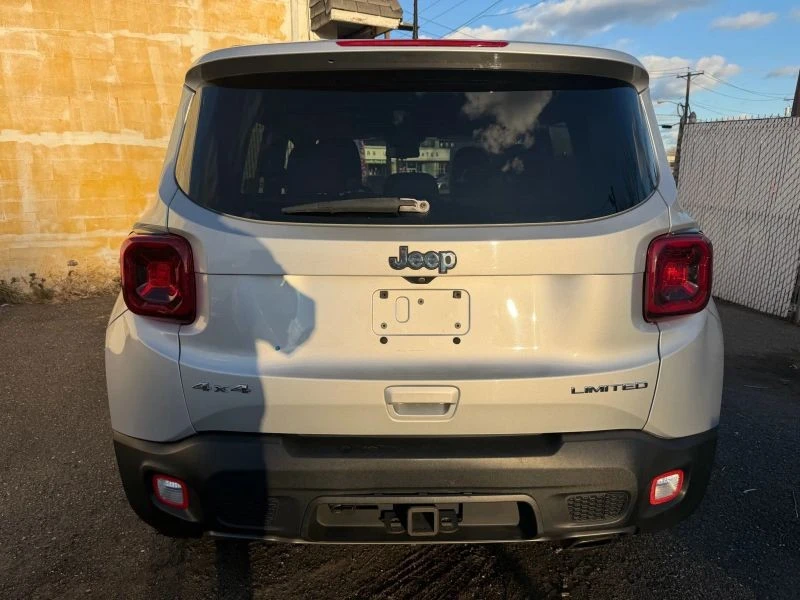2020 Jeep Renegade - Image 6 of 12