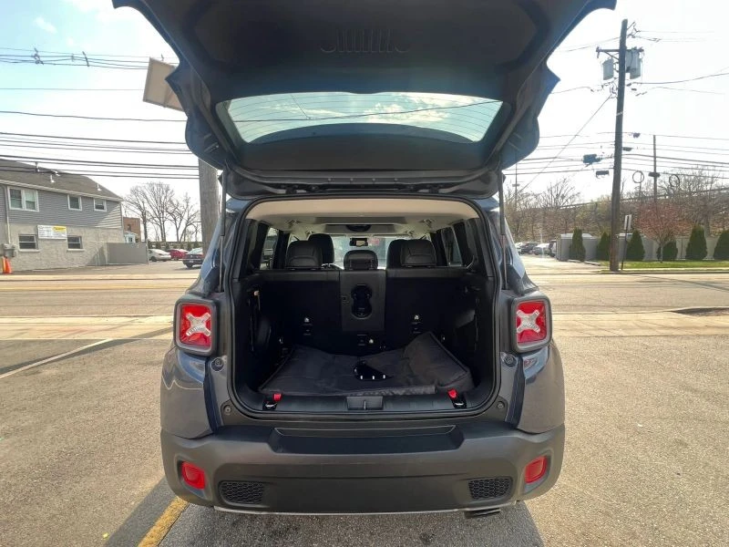 2020 Jeep Renegade - Image 9 of 12