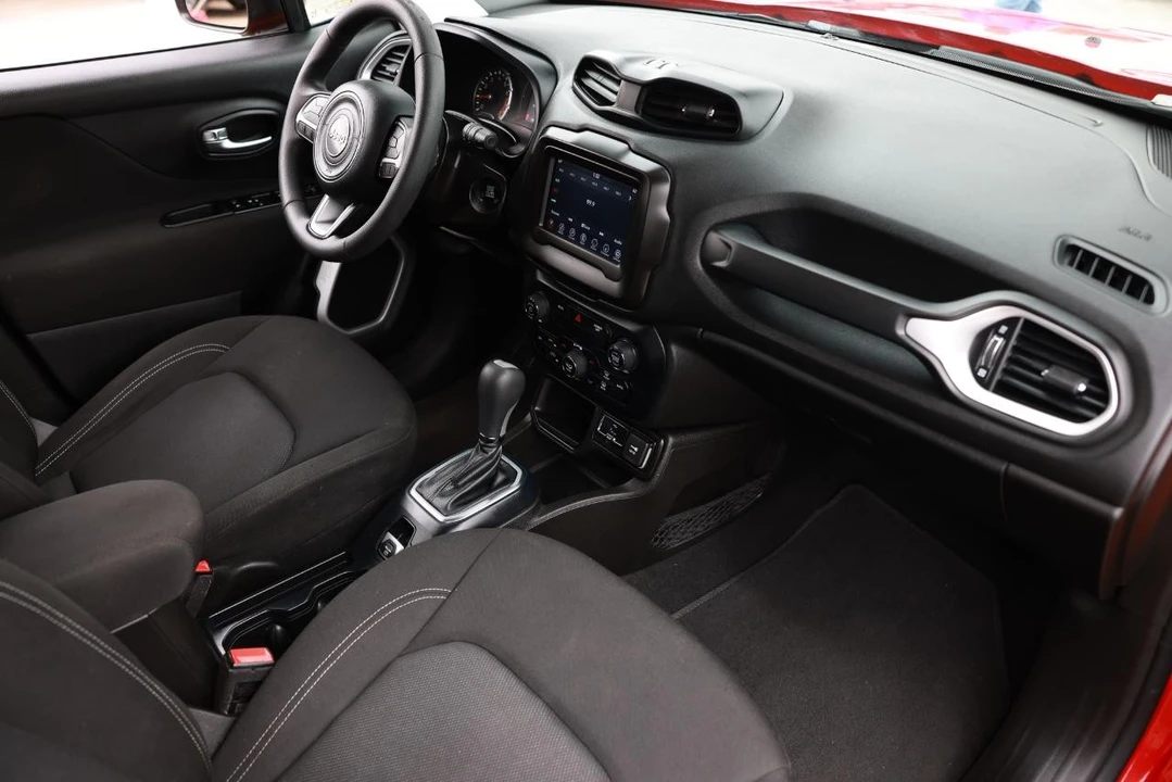 2020 Jeep Renegade - Image 16 of 21