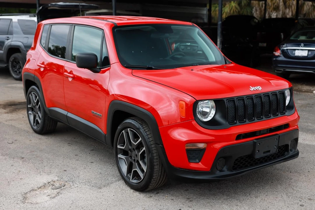 2020 Jeep Renegade - Image 15 of 21