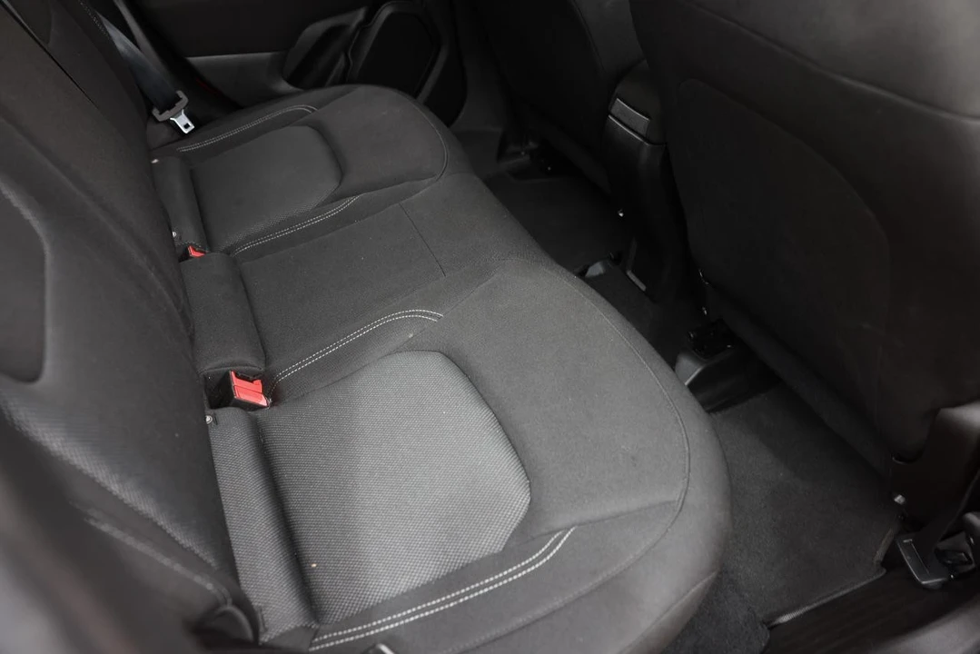 2020 Jeep Renegade - Image 12 of 21