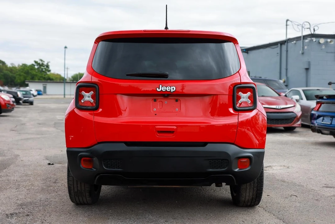 2020 Jeep Renegade - Image 7 of 21
