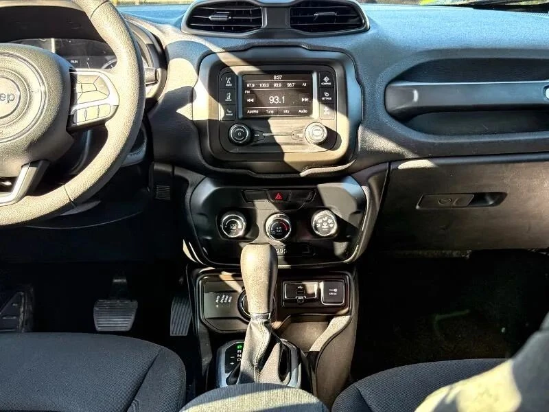 2020 Jeep Renegade - Image 10 of 12