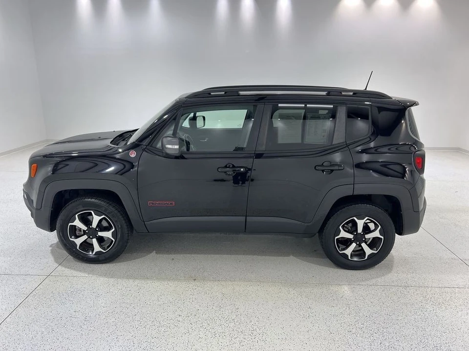 2020 Jeep Renegade - Image 2 of 21
